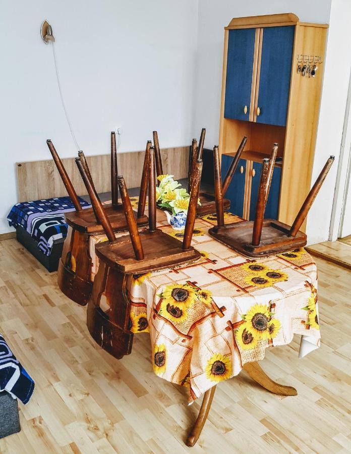 Stara Kamienica Apartment Жнин Екстериор снимка