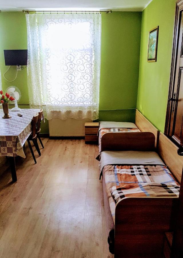 Stara Kamienica Apartment Жнин Екстериор снимка