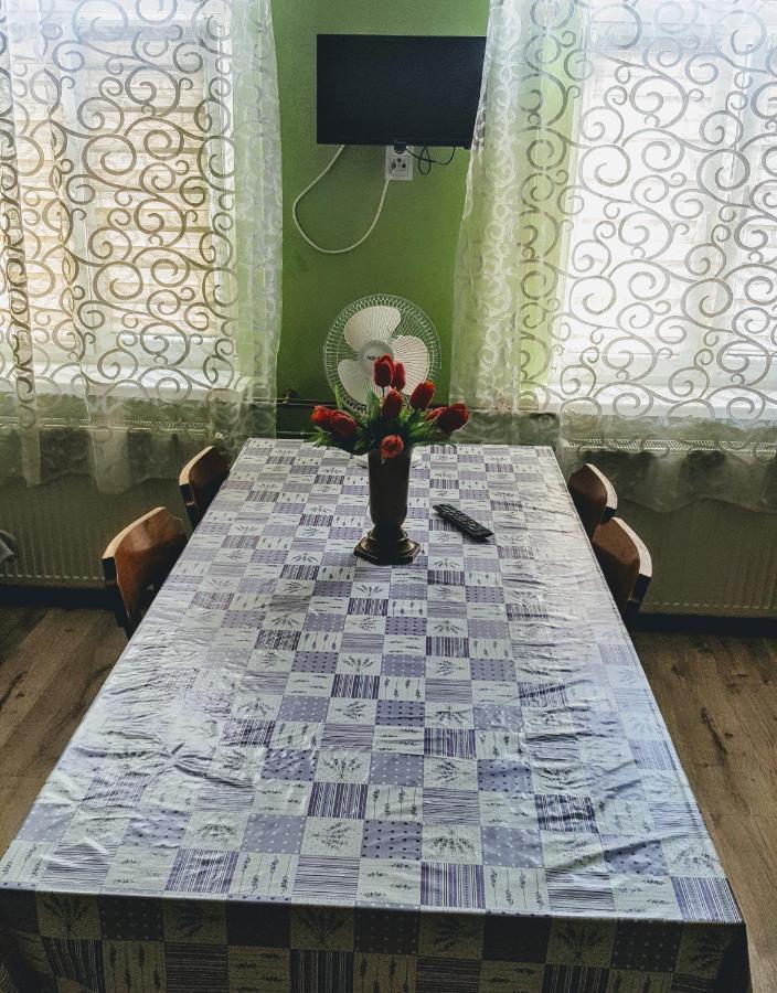 Stara Kamienica Apartment Жнин Екстериор снимка